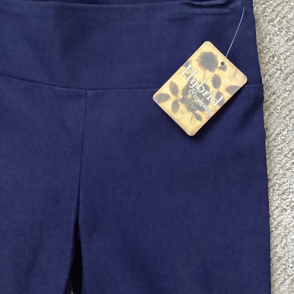 Hybrid & Company Womens Super Comfy Stretch Pull On Millennium Twill Capri Short - Picture 7 of 7